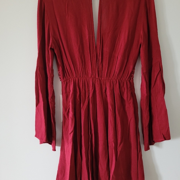 Dress - Picture 2 of 2